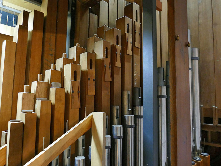 Abbau und Verkleidung der "Lötzerich Orgel" in Sankt Crescentius (Foto:Karl-Franz Thiede)